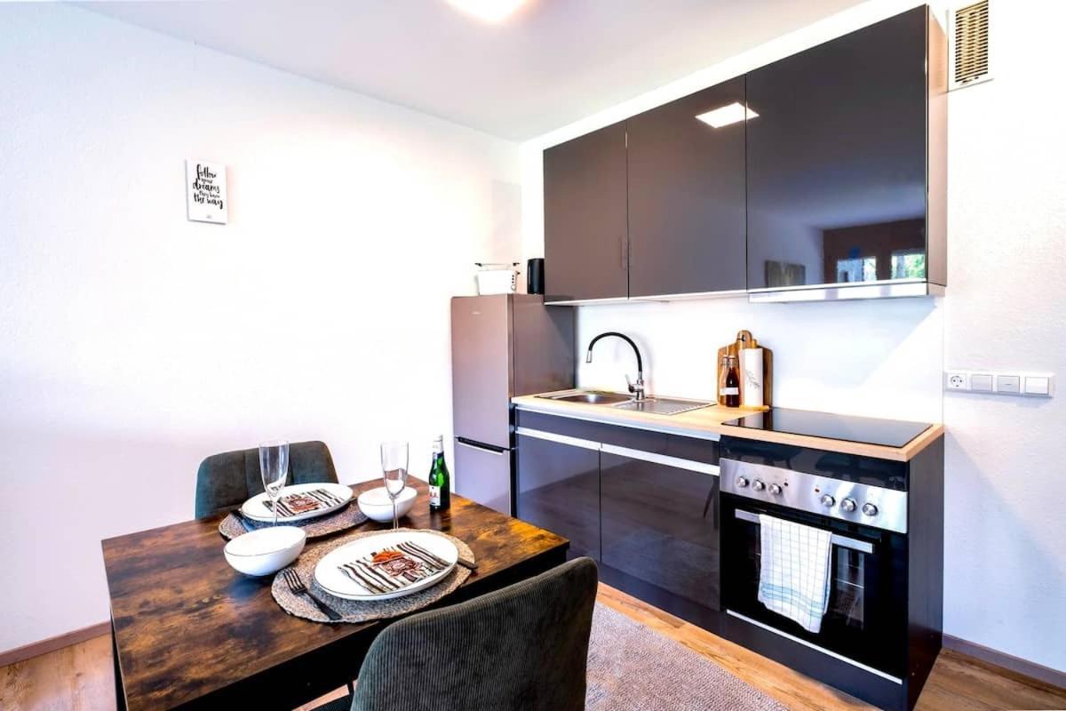 Relaxapartments Black Forest Emotion Mit Sonnenbalkon Mit Blick Auf Den Kurpark, Schnelles Internet, Naehe Triberger Wasserfaelle, Fuer Bis Zu 2 Personen Schönwalde المظهر الخارجي الصورة